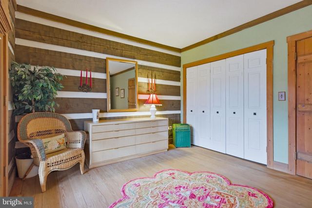 36155 CHAMBLIN MILL LN, Purcellville, VA 20132