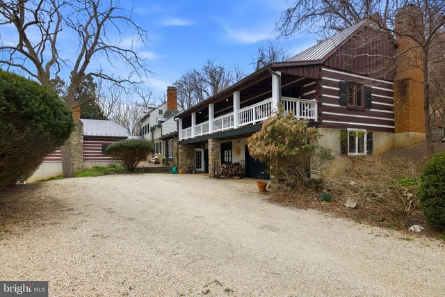 36155 CHAMBLIN MILL LN, Purcellville, VA 20132