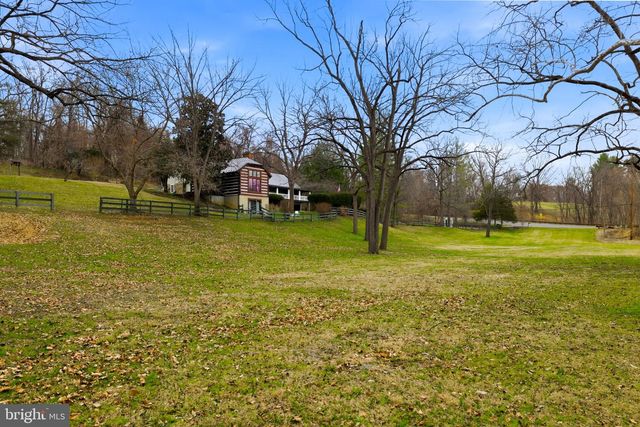 36155 CHAMBLIN MILL LN, Purcellville, VA 20132