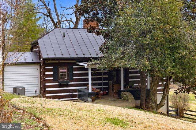 36155 CHAMBLIN MILL LN, Purcellville, VA 20132