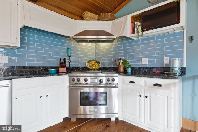 36155 CHAMBLIN MILL LN, Purcellville, VA 20132