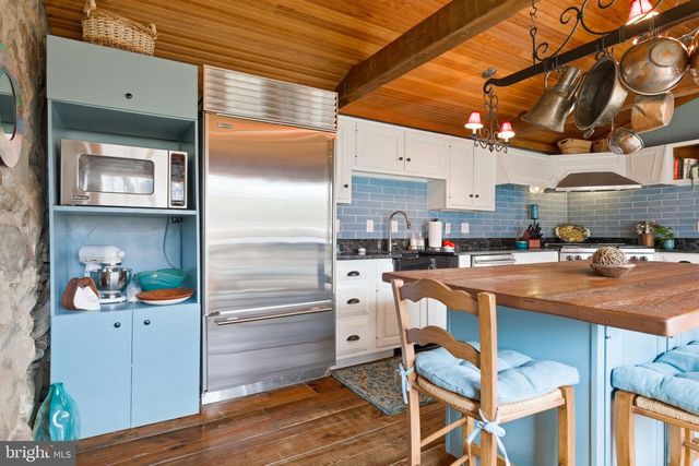 36155 CHAMBLIN MILL LN, Purcellville, VA 20132