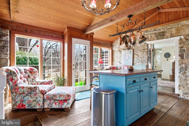 36155 CHAMBLIN MILL LN, Purcellville, VA 20132
