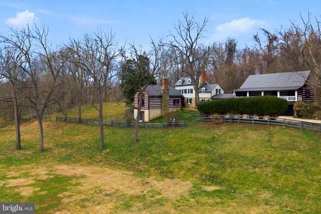 36155 CHAMBLIN MILL LN, Purcellville, VA 20132