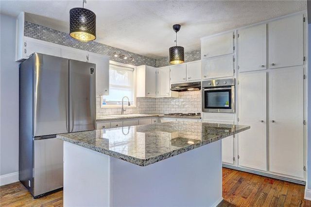 667 Tara SE Circle, Atlanta, GA 30354