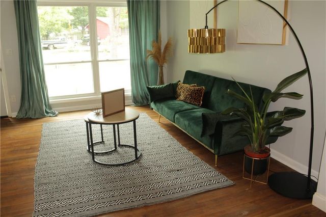 667 Tara SE Circle, Atlanta, GA 30354