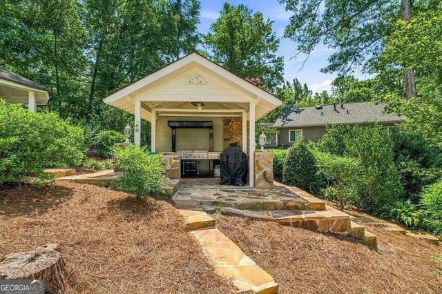 4585 Hunting Hound Lane, Marietta, GA 30062