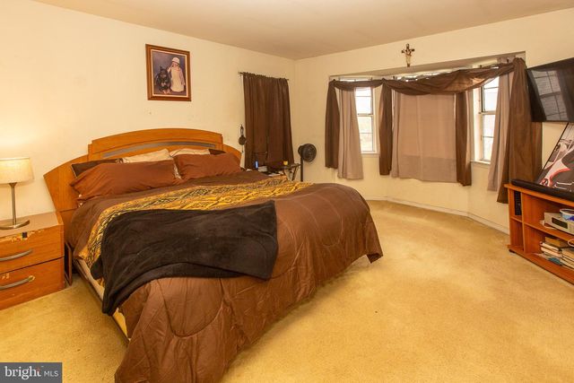 168 REGENTS RD, Collegeville, PA 19426