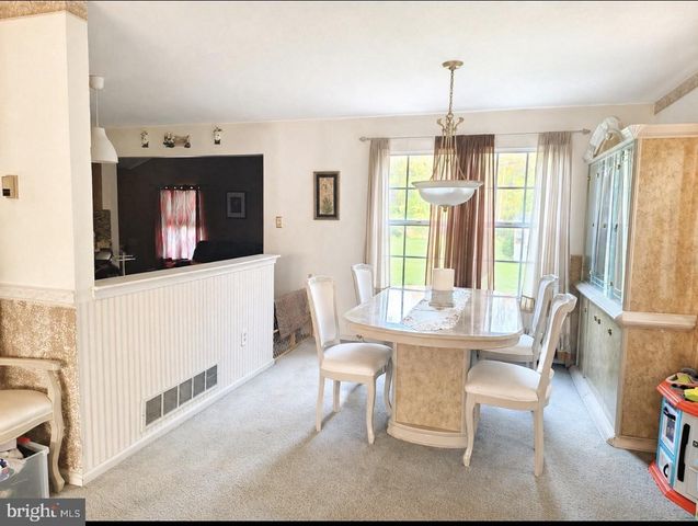 168 REGENTS RD, Collegeville, PA 19426