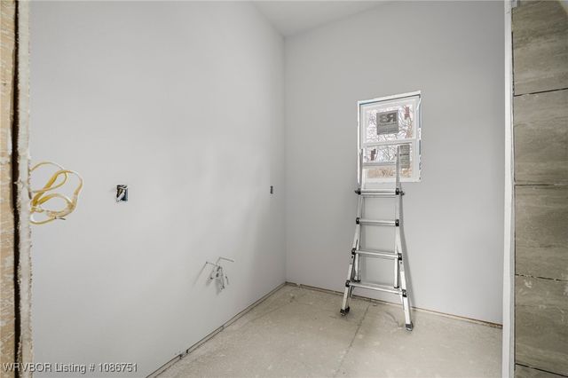 1403 N Arkansas Avenue, Alma, AR 72921