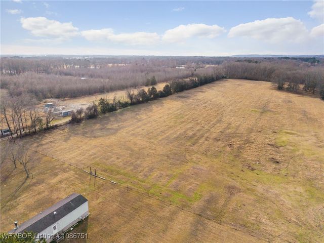 1403 N Arkansas Avenue, Alma, AR 72921