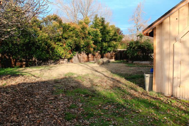 1975 Spring Street, Medford, OR 97504