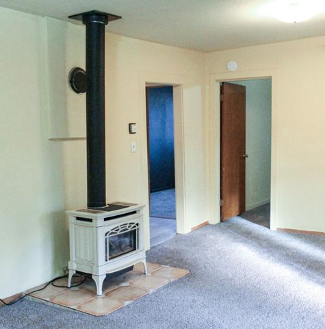 1975 Spring Street, Medford, OR 97504