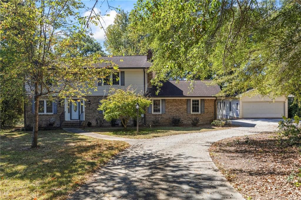 584 Oak NW Court, Conyers, GA 30012