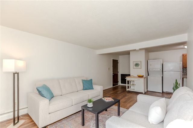 132 Hoffman Avenue 115, Cranston, RI 02920