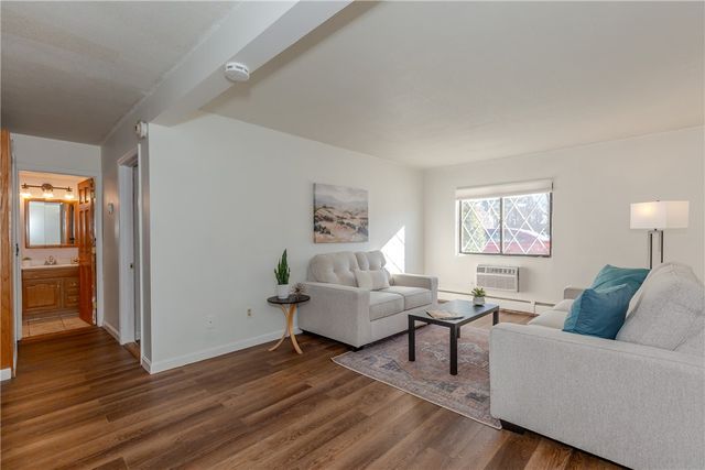 132 Hoffman Avenue 115, Cranston, RI 02920