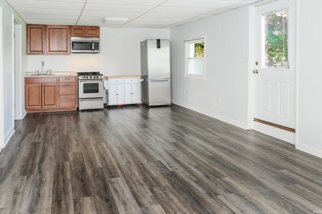 918 W 4TH Street, Bloomington, IN 47404