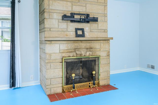 918 W 4TH Street, Bloomington, IN 47404