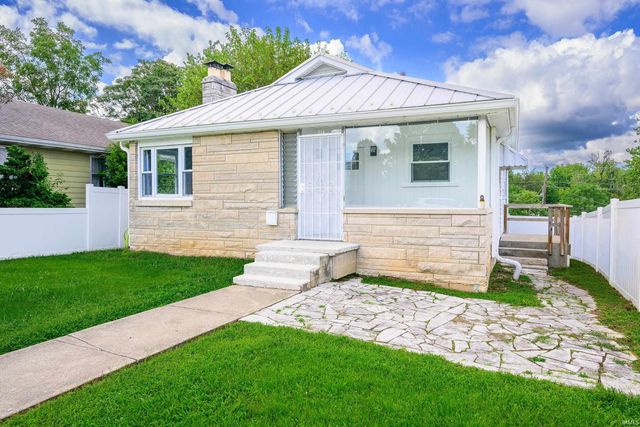 918 W 4TH Street, Bloomington, IN 47404