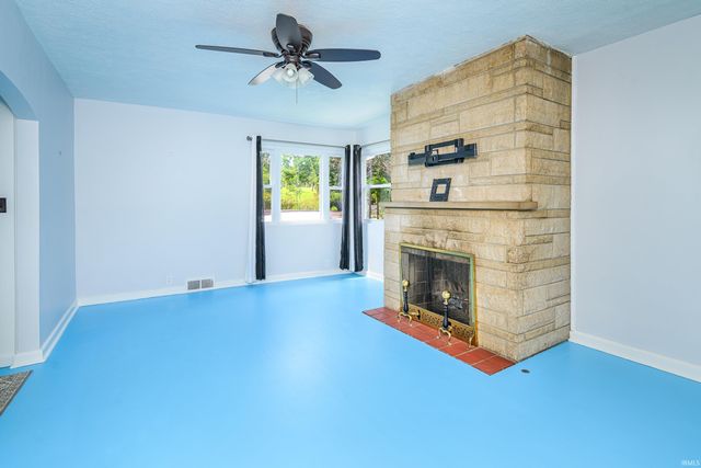 918 W 4TH Street, Bloomington, IN 47404