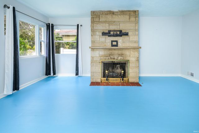 918 W 4TH Street, Bloomington, IN 47404