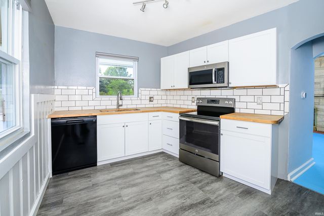 918 W 4TH Street, Bloomington, IN 47404