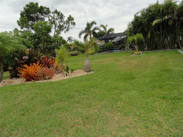 428 BOUNDARY BOULEVARD, Rotonda West, FL 33947
