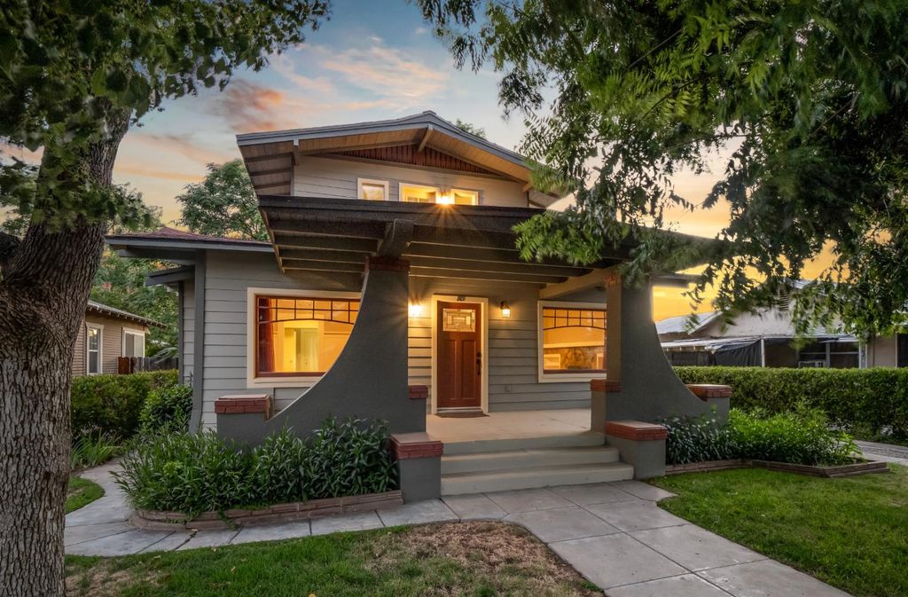 801 N Safford Avenue, Fresno, CA 93728