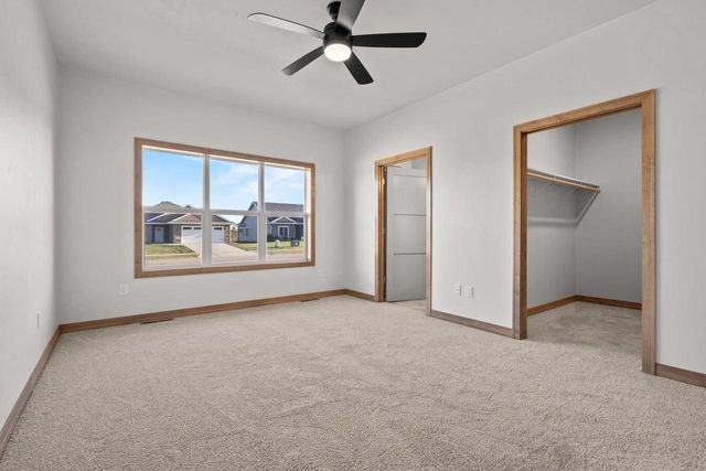 2522 TIPPERARY TRAIL, De Pere, WI 54115