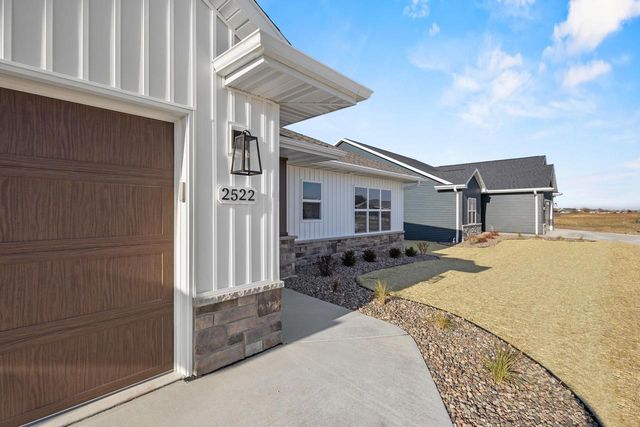 2522 TIPPERARY TRAIL, De Pere, WI 54115