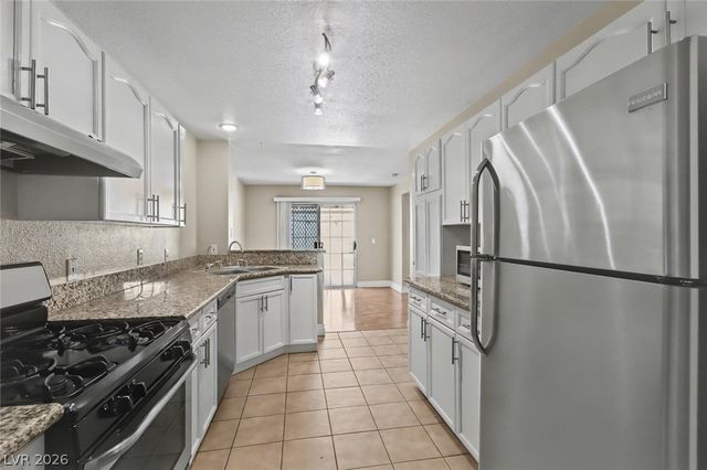 8069 Teresita Avenue, Las Vegas, NV 89147