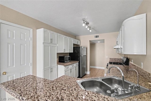 8069 Teresita Avenue, Las Vegas, NV 89147