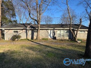 314 Harolds Drive NW, Huntsville, AL 35806