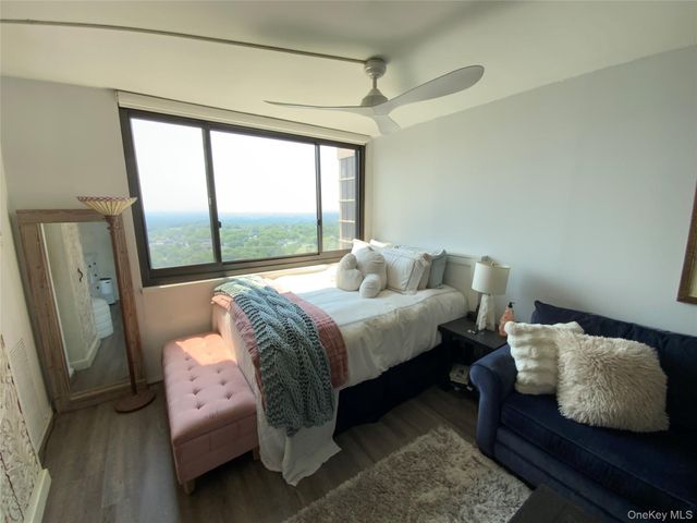 26910 Grand Central Parkway 31C, Floral Park, NY 11005