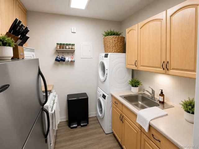 26910 Grand Central Parkway 31C, Floral Park, NY 11005