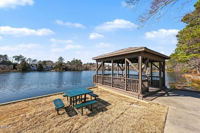 2045 Thornblade Drive, Raleigh, NC 27604