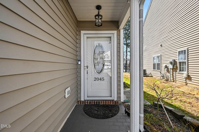 2045 Thornblade Drive, Raleigh, NC 27604