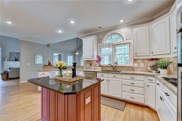 4330 May Apple Drive, Alpharetta, GA 30005