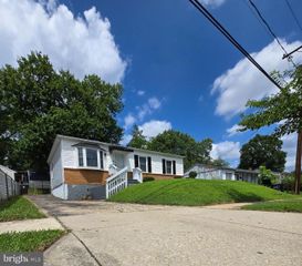 5520 DUCHAINE DR, Lanham, MD 20706