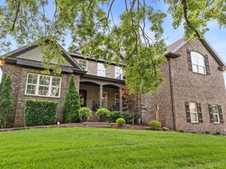 408 Glenway Cv, Lebanon, TN 37087