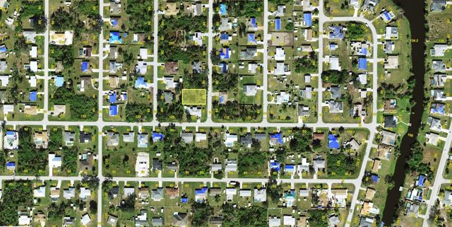 3327 JAMESTOWN STREET, Port Charlotte, FL 33952