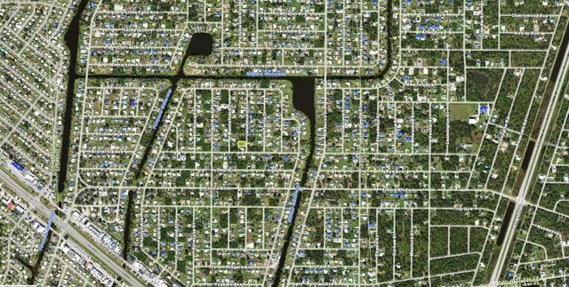 3327 JAMESTOWN STREET, Port Charlotte, FL 33952