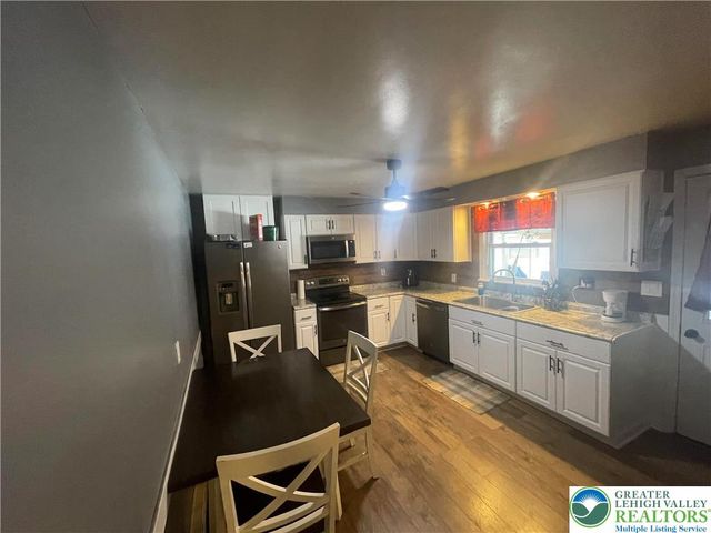 615 RANDOLPH Street East, Allentown, PA 18109