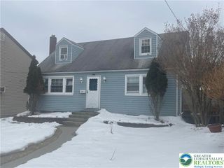 615 RANDOLPH Street East, Allentown, PA 18109