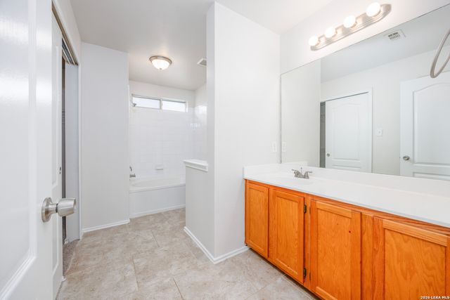 527 BRIDLE RDG, San Antonio, TX 78227