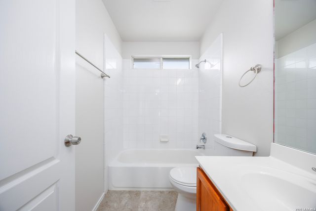 527 BRIDLE RDG, San Antonio, TX 78227