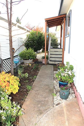 2093 Victor Avenue, 31, Redding, CA 96002