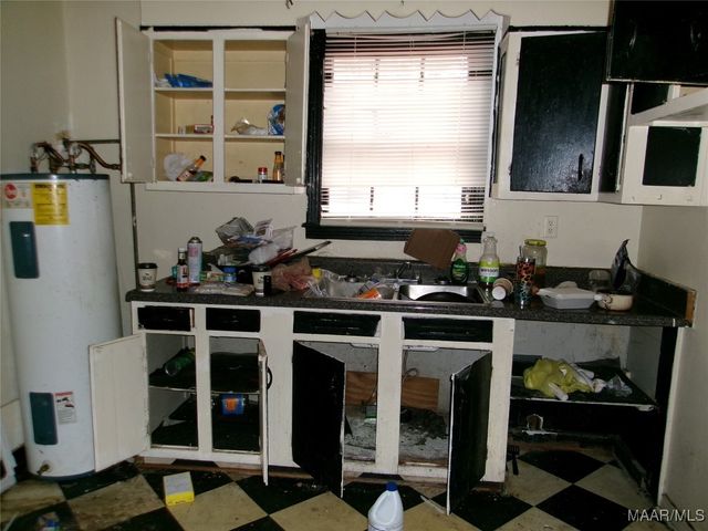 52 Pecan Drive, Selma, AL 36701