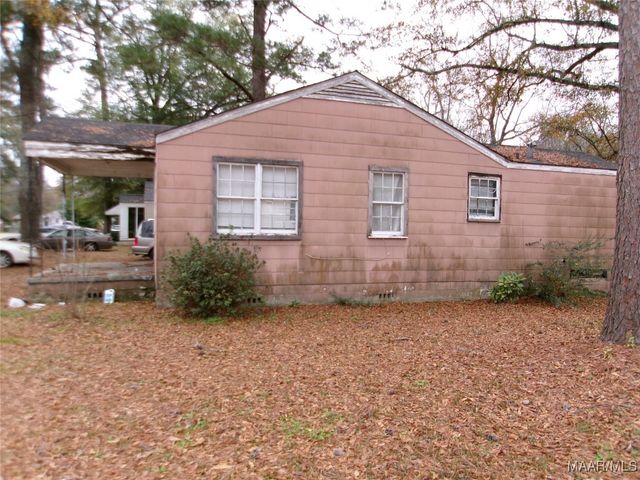 52 Pecan Drive, Selma, AL 36701