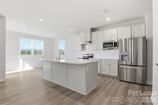 862 Heathway Drive, Charlotte, NC 28213
